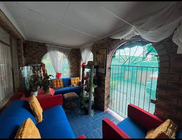 3 BEDROOM HOUSE FOR SALE IN CLAREMONT